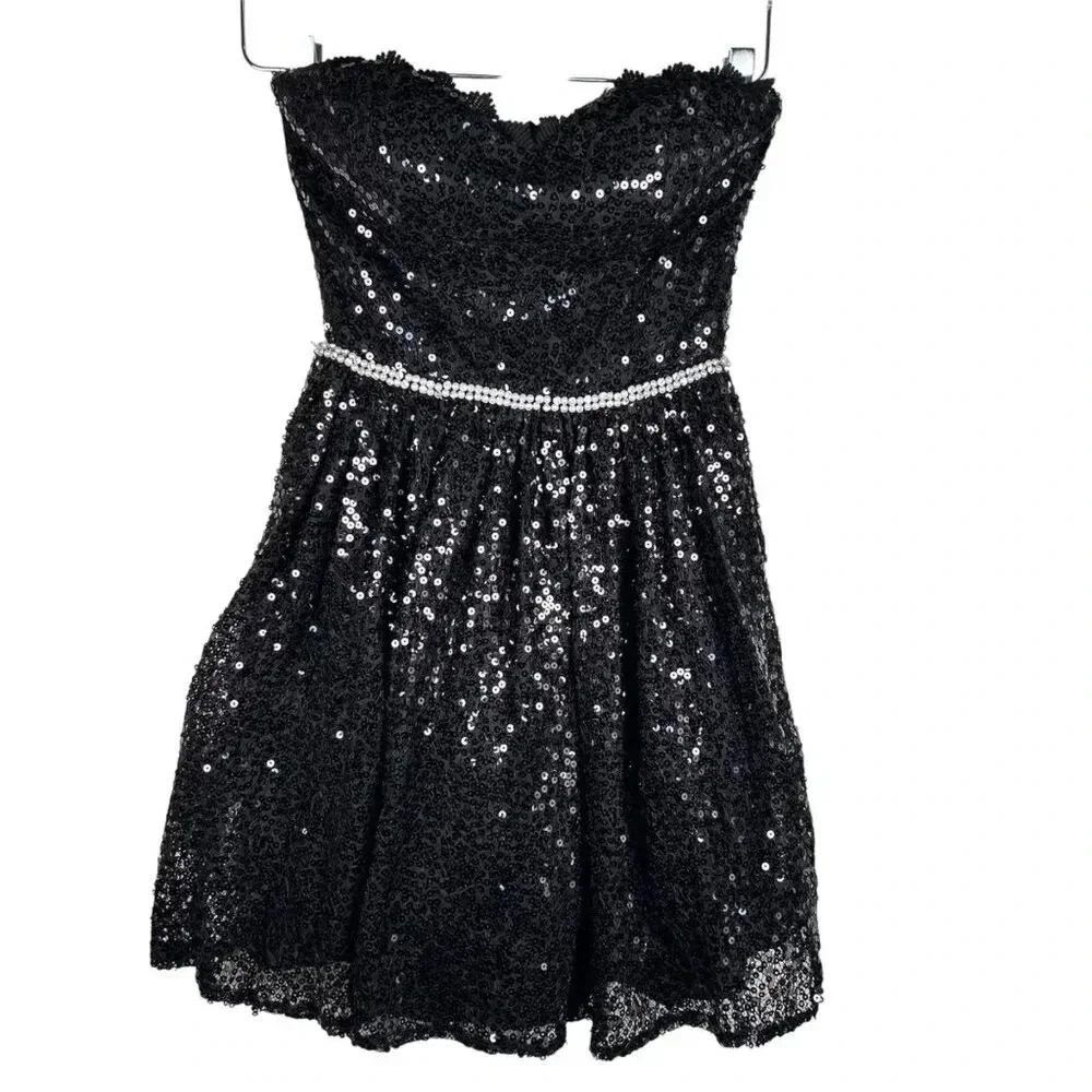 City Triangle Sequin Party Dress Size 1 Small Pearl Rhinestone New Year’s Formal